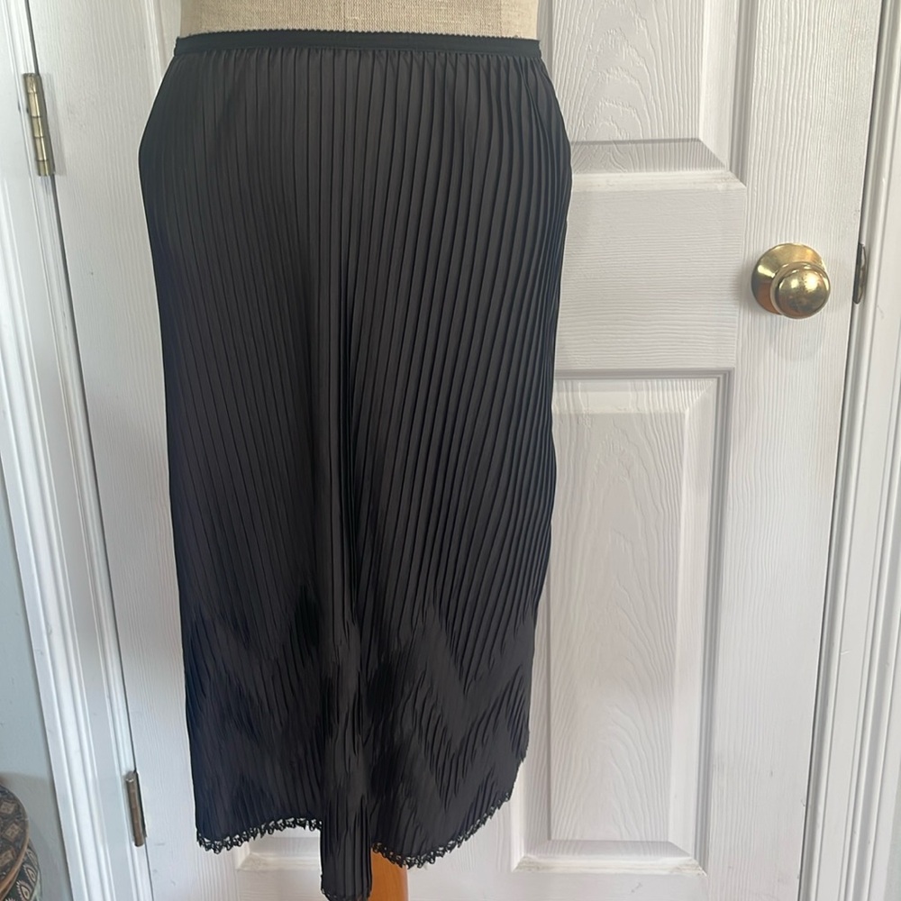 Vintage maidenform pleats II black midi half slip sexy skirt womens size small S